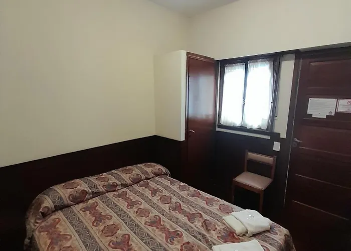 Hotel Raglan