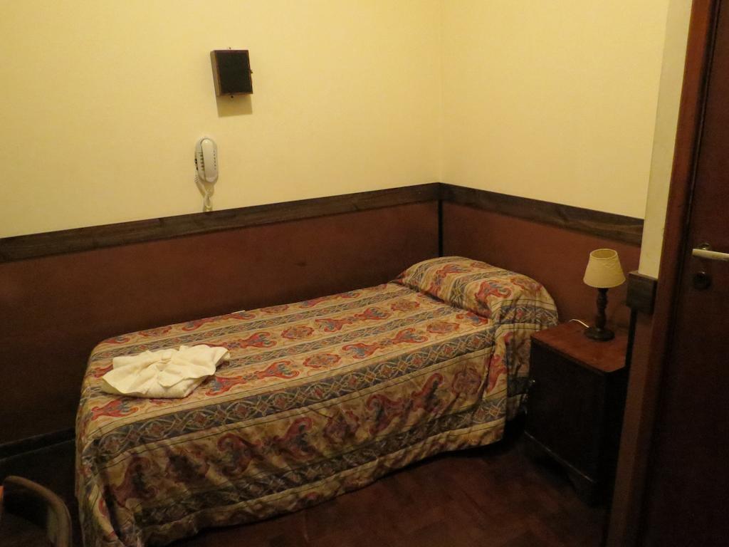 Hotel Raglan *