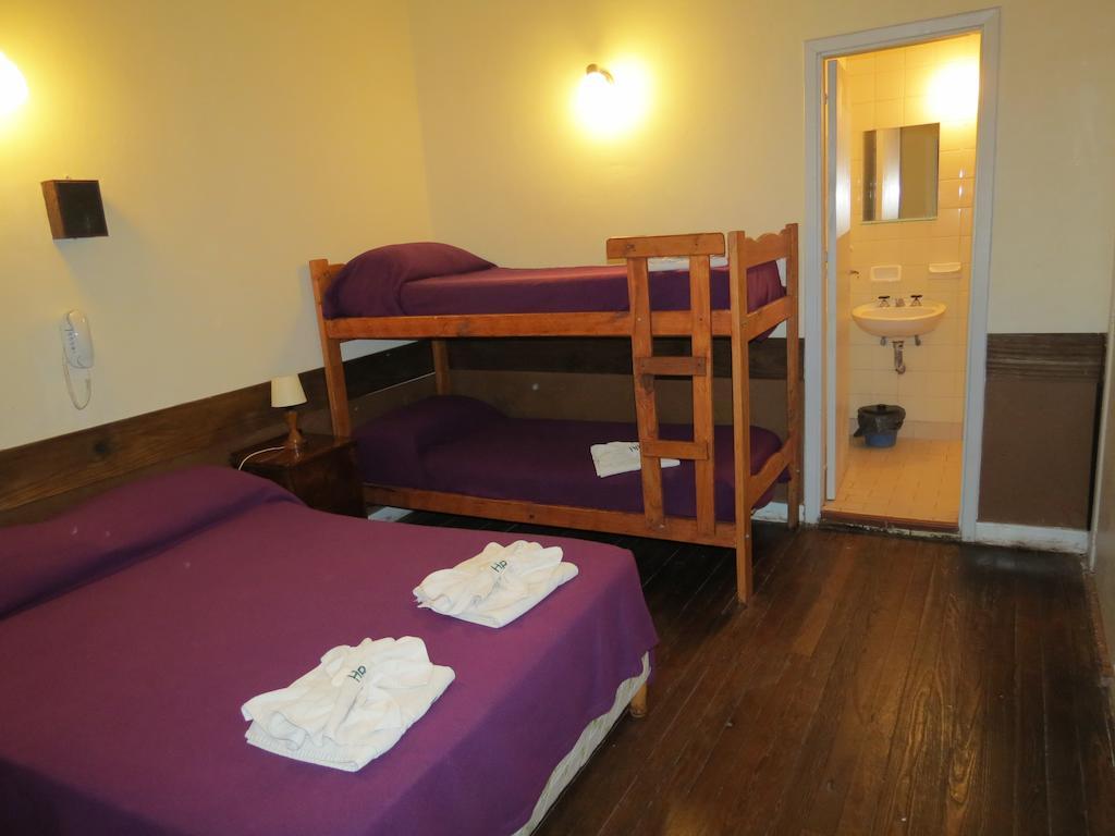 Hotel Raglan